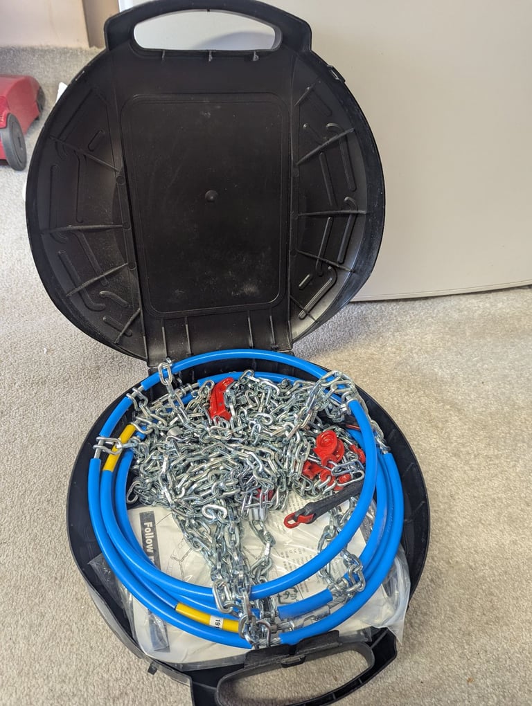 Thule snow chains 