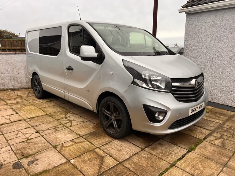 2017 Vauxhall Vivaro crew van