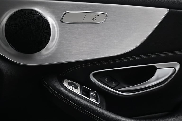2019 Mercedes-Benz C Class 2.0 C300 AMG Line (Premium) G-Tronic+ Euro 6 (s/s) 2dr COUPE Petrol Au...