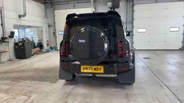 2024 Land Rover Defender 110 3.0 D300 MHEV X-Dynamic SE SUV 5dr Diesel Auto 4WD Euro 6 (s/s) (300...