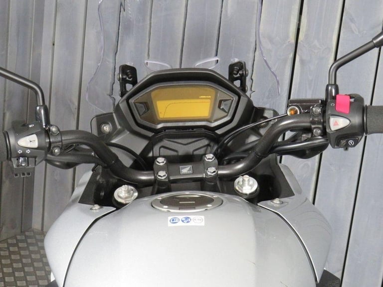 2018 18 HONDA CB500X XA