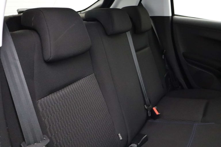 2019 Peugeot 208 1.2 208 Signature PureTech S/S 5dr Hatchback Petrol Manual