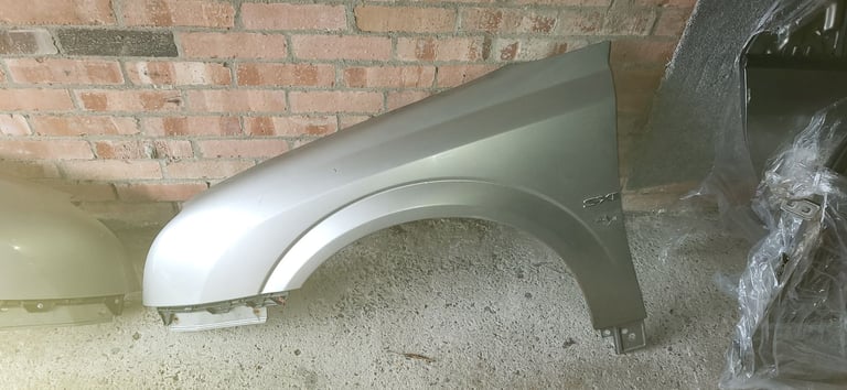 VAUXHALL VECTRA C CAR PARTS wheels tireswings doors ecu kit etc 