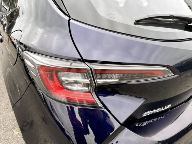  Toyota Corolla VVT-h Icon Tech Hatchback HYBRID Automatic