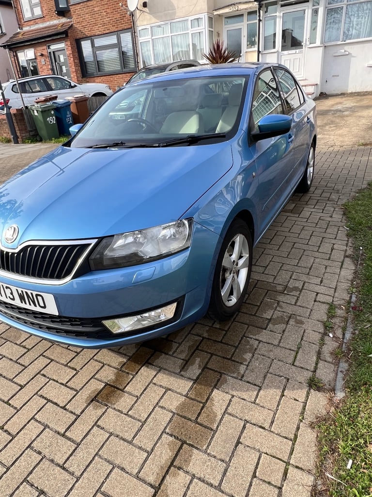 Skoda, RAPID, Hatchback, 2013, Manual, 1197 (cc), 5 doors