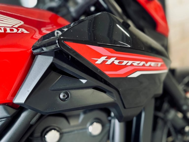 Stunning One Owner 2024/24 Honda CB500 Hornet Motorcycle 
