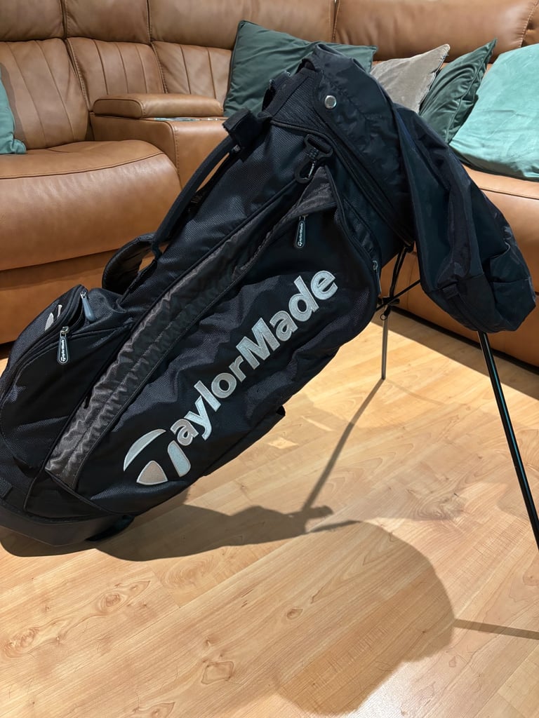 TAYLORMADE LIGHTWEIGHT STANDBAG 