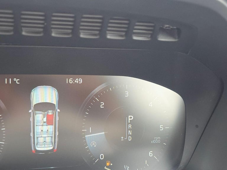 VOLVO XC90 2.0 D5 Inscription Geartronic 4WD Euro 6 (s/s) 5dr 2015