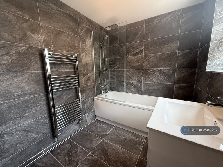 3 bedroom house in Union Place, Lowestoft, NR33 (3 bed) (#2582757)
