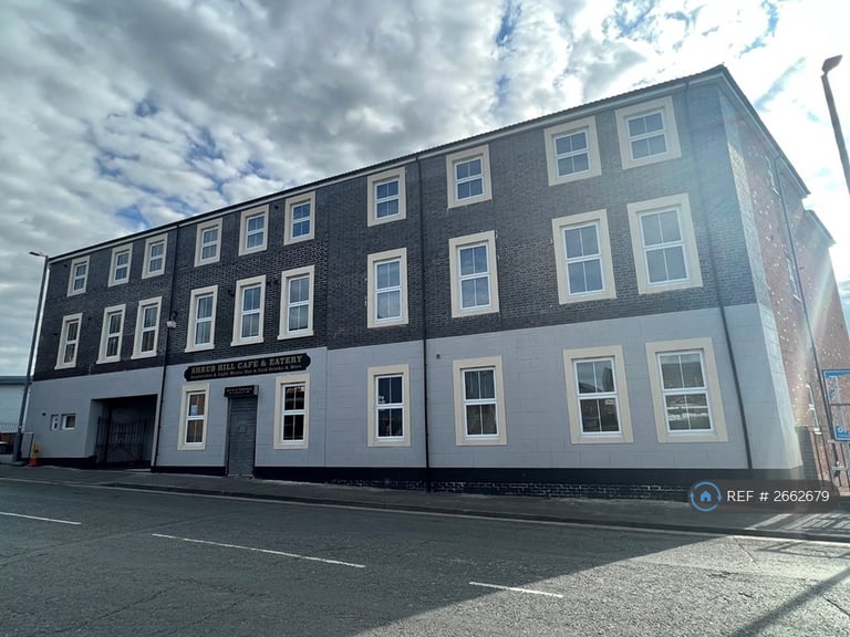 1 bedroom flat in Shrub Hill Road, Worcester, WR4 (1 bed) (#2662679)