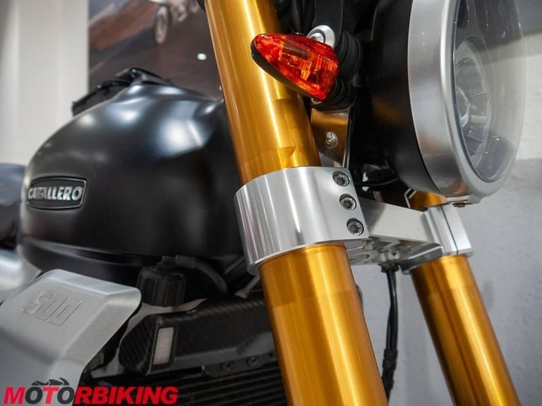 2021 (21) Fantic Caballero 500 Flat Tracker  - Lovely bike & neat extras!!