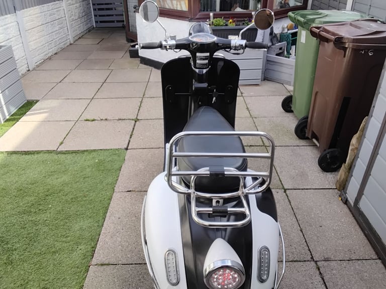 Lexmoto, MILANO, 2018, 125 (cc)