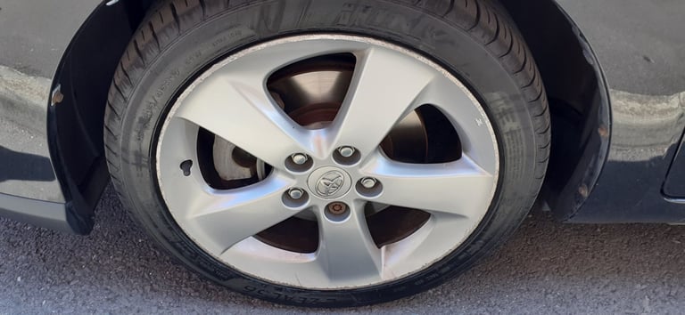 2010 Toyota Auris Hybrid Spirit SE Nav Genuine low miles 78000 only