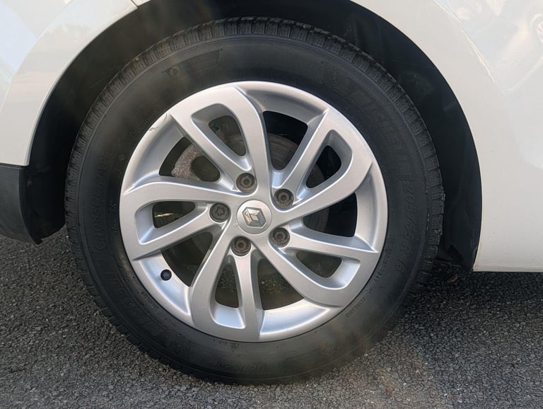 2013 Renault Megane 1.5 dCi Dynamique TomTom Euro 5 3dr COUPE Diesel Manual