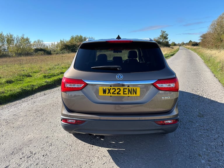 2022 DFSK Glory 580 Seven Seater Automatic Petrol   PETROL Automatic