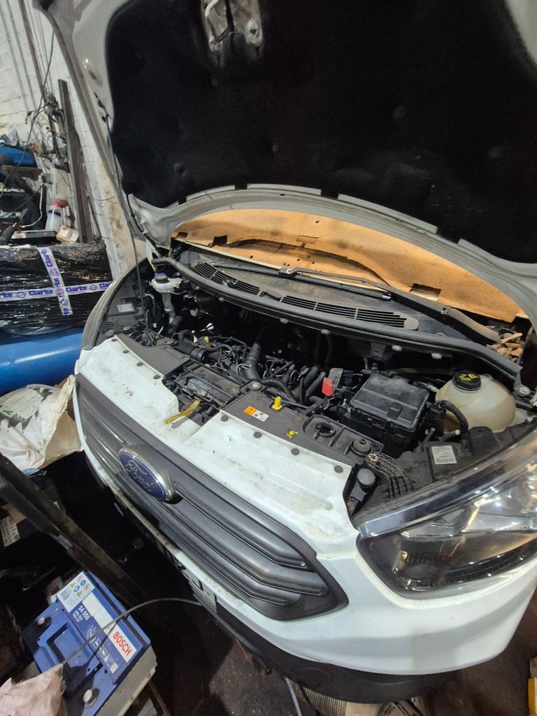 Ford, TRANSIT CUSTOM, Panel Van spares or repair parts project non runner damaged salvage breaker