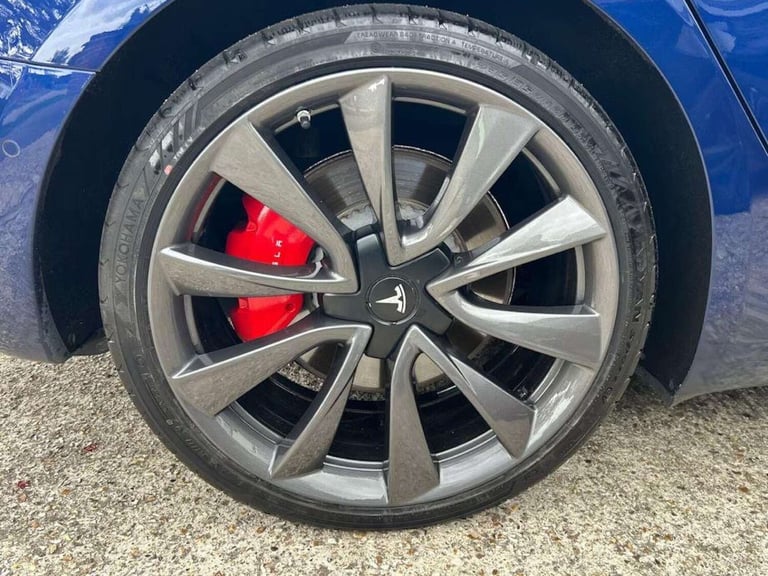 2019 Tesla Model 3 Performance AWD 4dr [Performance Upgrade] Auto SALOON ELECTRIC Automatic