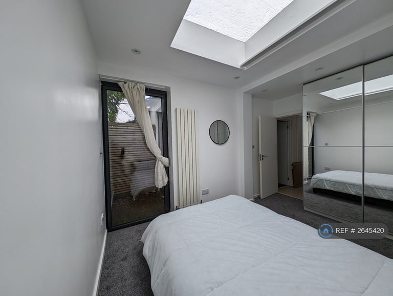 2 bedroom house in Beresford Court, Twickenham, TW1 (2 bed) (#2645420)