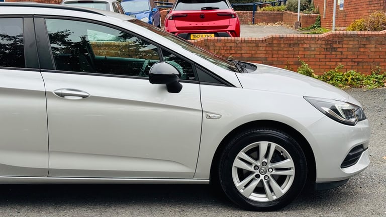2022 Vauxhall Astra 1.2 Turbo Business Edition Nav Sports Tourer 5dr Petrol