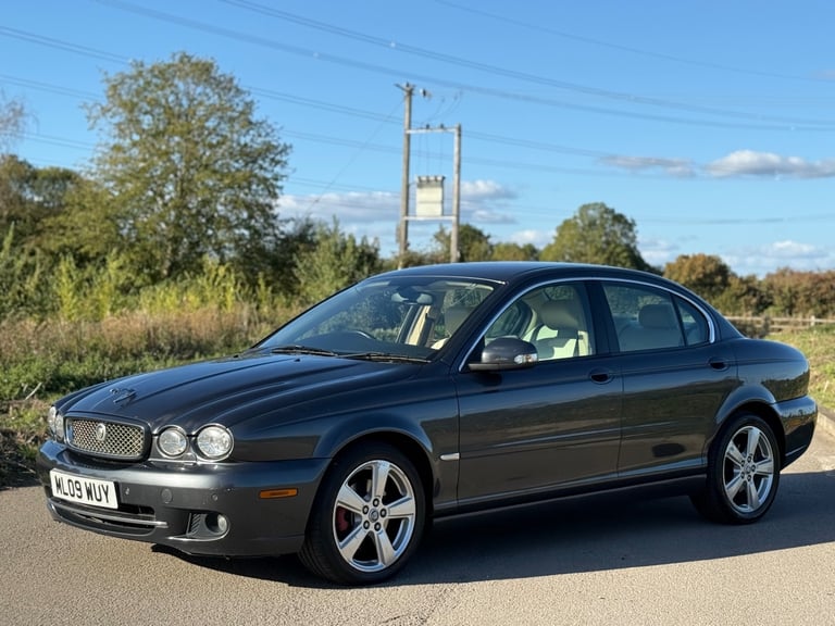 JAGUAR X-TYPE 2.2d SE 2009 4dr Auto Grey | Full Service History | MOT June 2026