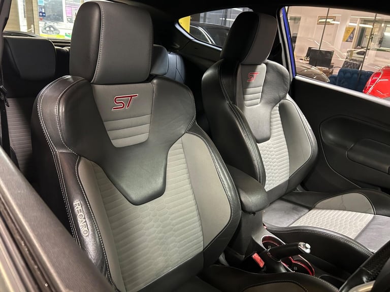 2017 Ford Fiesta 1.6T EcoBoost ST-3 Euro 6 3dr HATCHBACK Petrol Manual