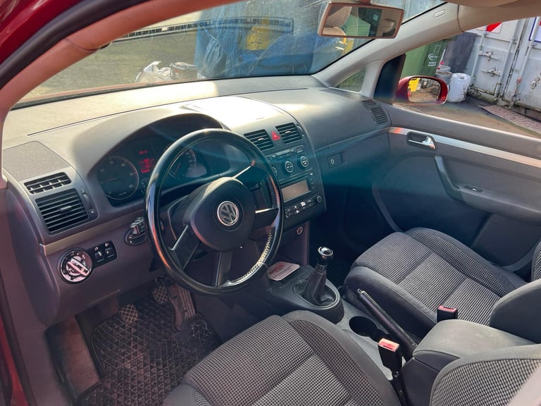 Left Hand Drive, VW Touran, 2003, Diesel, manual, 7 seater