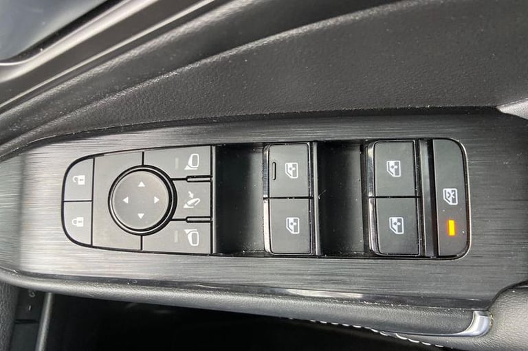 2022 Nissan Qashqai 1.3 DiG-T MH 158 N-Connecta 5dr Xtronic HATCHBACK PETROL Automatic