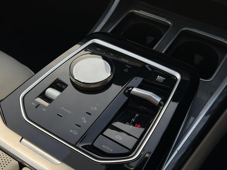 2025 BMW 7 Series 3.0 750e 22.1kWh Excellence Saloon 4dr Petrol Plug-in Hybrid Auto xDrive Eu SAL...