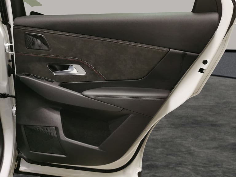 2022 DS Automobiles DS 7 Crossback 1.5 BlueHDi Performance Line + Crossback 5dr Diesel EAT8 Euro ...