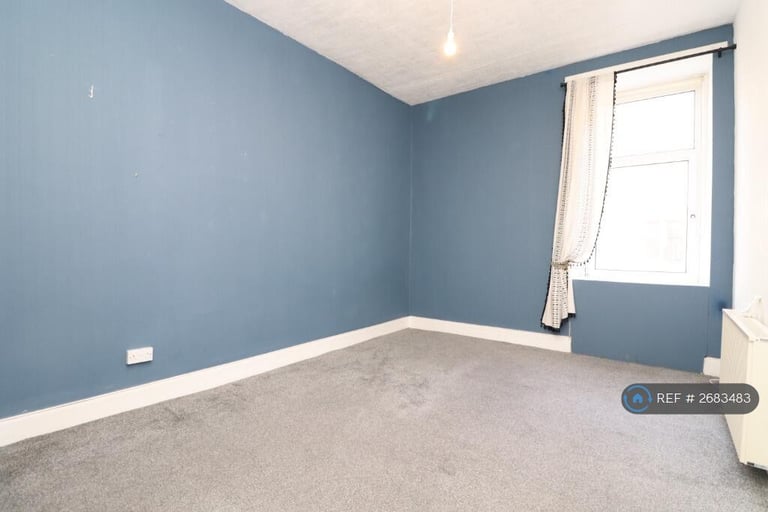 2 bedroom flat in Boyd Street, Glasgow, G42 (2 bed) (#2683483)