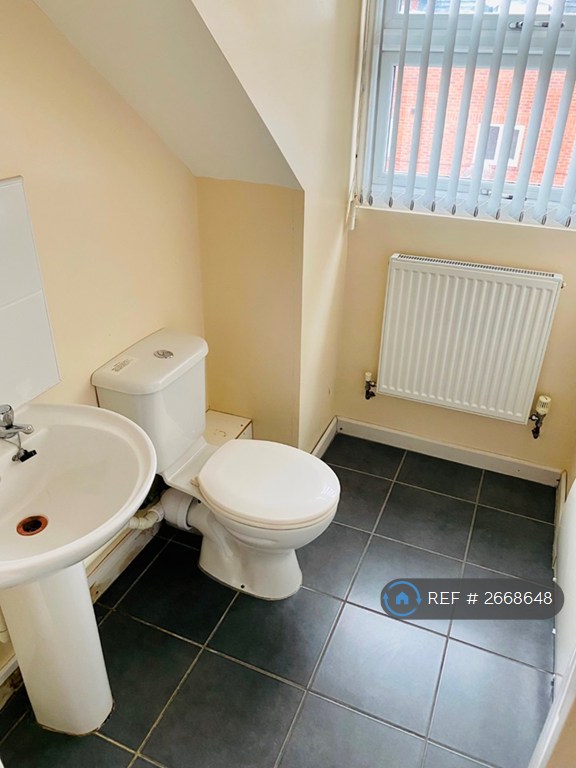 7 bedroom house in Brunswick Street, Leamington Spa, CV31 (7 bed) (#2668648)
