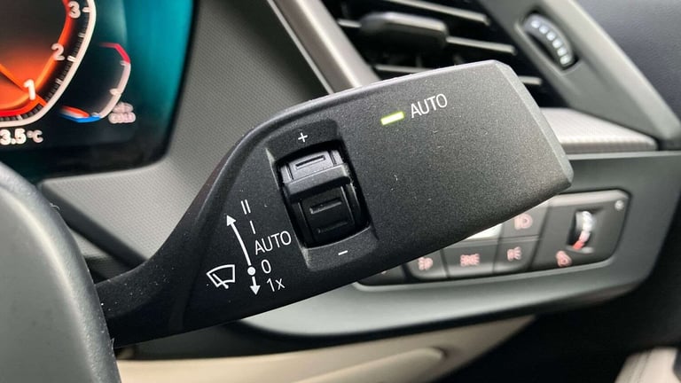  BMW 2 Series 218i M Sport 4dr DCT Saloon Petrol Automatic