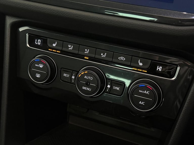 2020 Volkswagen Tiguan 2.0 TSi 230 4Motion SEL 5dr DSG ESTATE PETROL Automatic