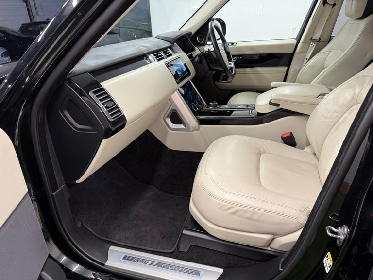 2021 Land Rover Range Rover 3.0 D300 Westminster Black 4dr Auto ESTATE Diesel Automatic