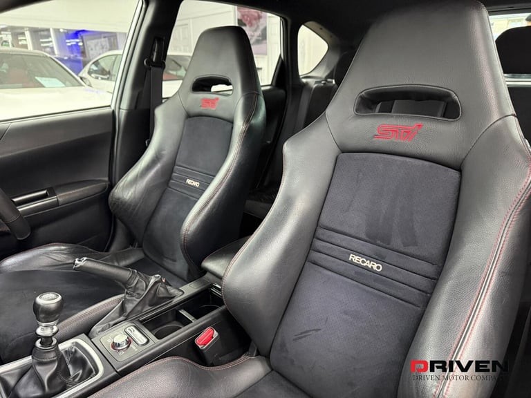 SUBARU WRX STi 2.5 TYPE UK 4DR HATCHBACK + FREE DELIVERY TO YOUR DOOR !