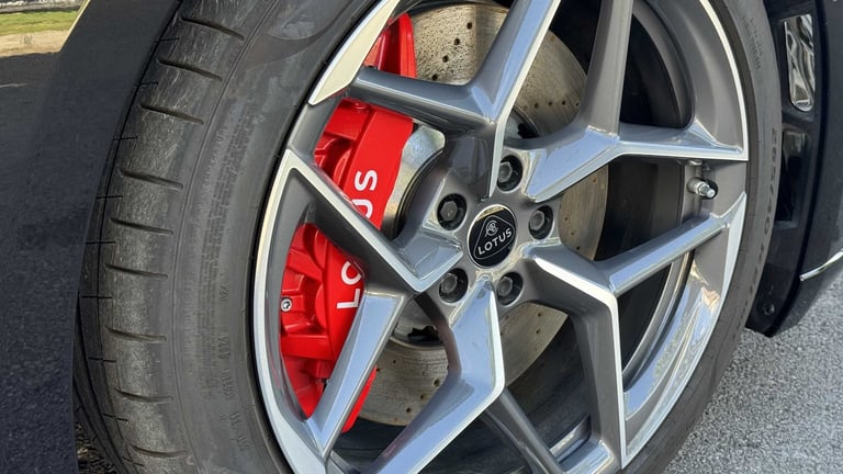 2025 Lotus Emeya 450kW 102kWh 4dr Auto Saloon Electric Automatic