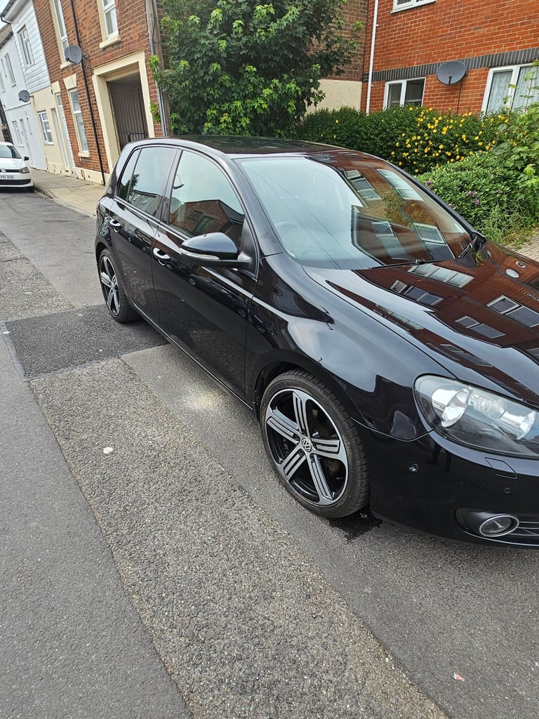 Volkswagen, GOLF, Hatchback, 2011, Manual, 1968 (cc), 5 doors