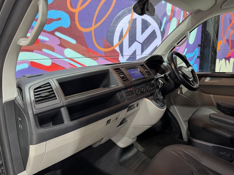2017 Volkswagen Transporter 2.0 TDI BMT 204 Highline Van DSG 5 Seater Crew Van Diesel Automatic
