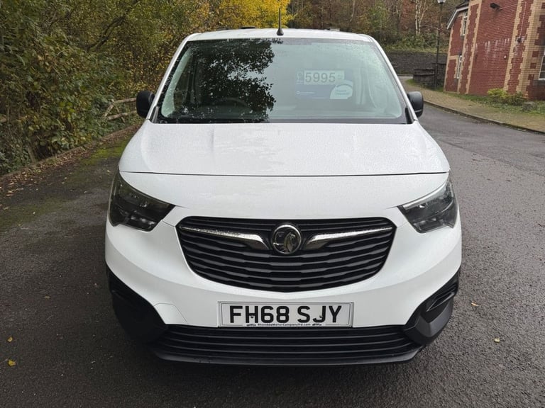 2019 Vauxhall Combo 2300 1.6 Turbo D 100ps H1 Edition Van PANEL VAN DIESEL Manual