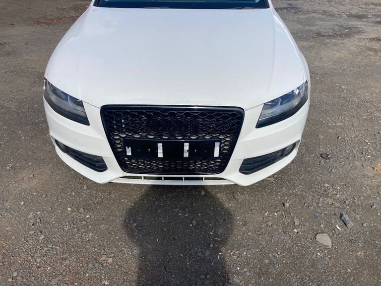 BREAKING AUDI A4 B8 2.0 TDI FOR PARTS 