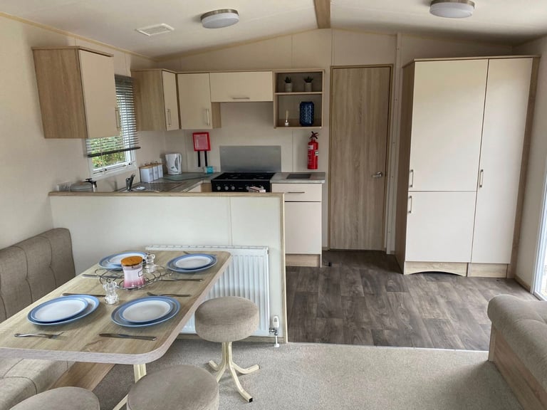 *Stunning 3bedroom holiday home-2 toilets and side decking*