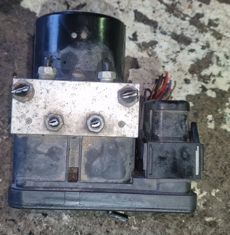 Ford Kuga 2.0 TDCI ABS Pump CUU126A24 2012
