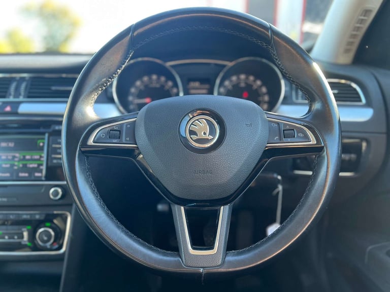 2014 Skoda Superb 1.6 TDI SE GreenLine III Estate 5dr Diesel Manual Euro 5 (s/s) (105 ps) Estate ...