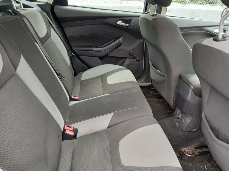 Ford, FOCUS, Hatchback, 2011, Manual, 1596 (cc), 5 doors