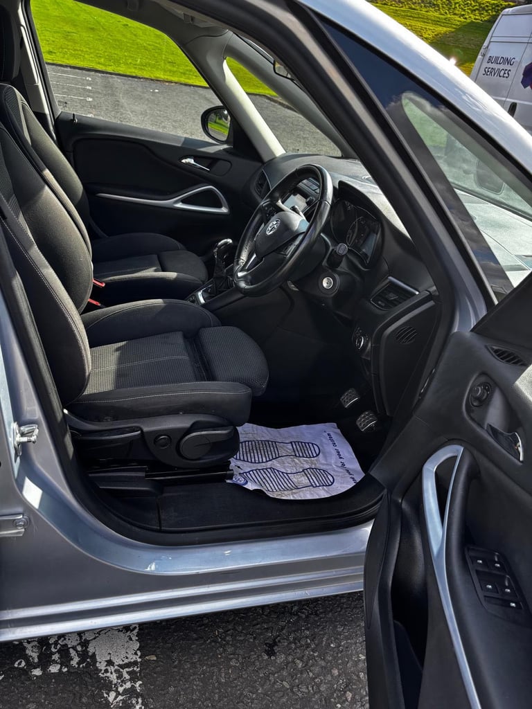 2017 VAUXHALL ZAFIRA TOURER SRI NAV 2.0, 7 SEATS, ULEZ FREE