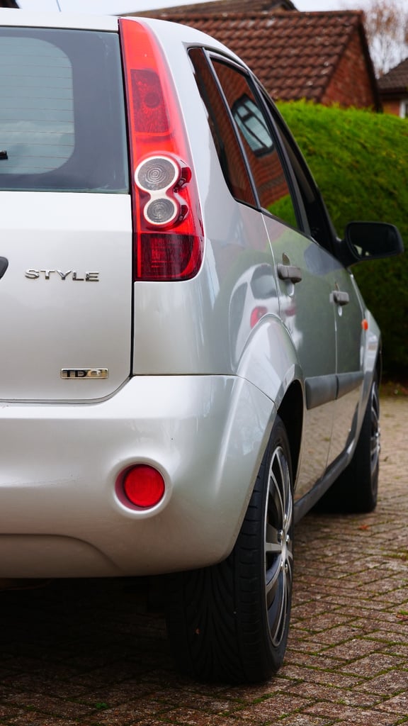 Ford, FIESTA, Hatchback, 2006, Manual, 1399 (cc), 5 doors