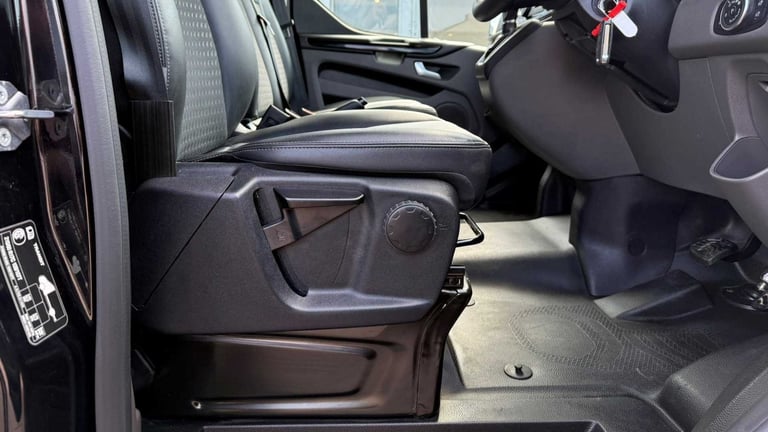 2023 Ford Transit Custom 2.0 EcoBlue 170ps Low Roof Sport Van Auto Van Diesel Automatic