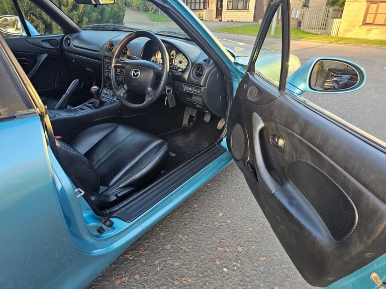 ★MAZDA MX-5 1.8-vvt ★50,000 MILES! STUNNING EXAMPLE! RARE CRYSTAL BLUE COLOUR MX5 ROADSTER 146BHP 
