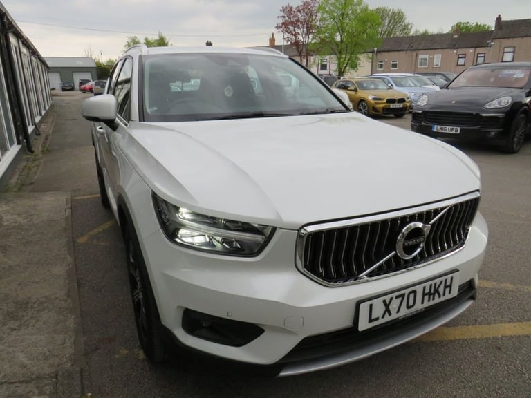 2020 Volvo XC40 2.0 D4 Inscription SUV 5dr Diesel Auto AWD Euro 6 (s/s) (190 ps) ESTATE Diesel Au...