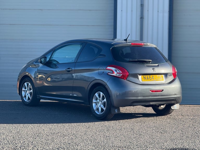 2014 Peugeout 208 Active 1.2 Petrol Manual Hatchback - £20 Road Tax - Cheap Car